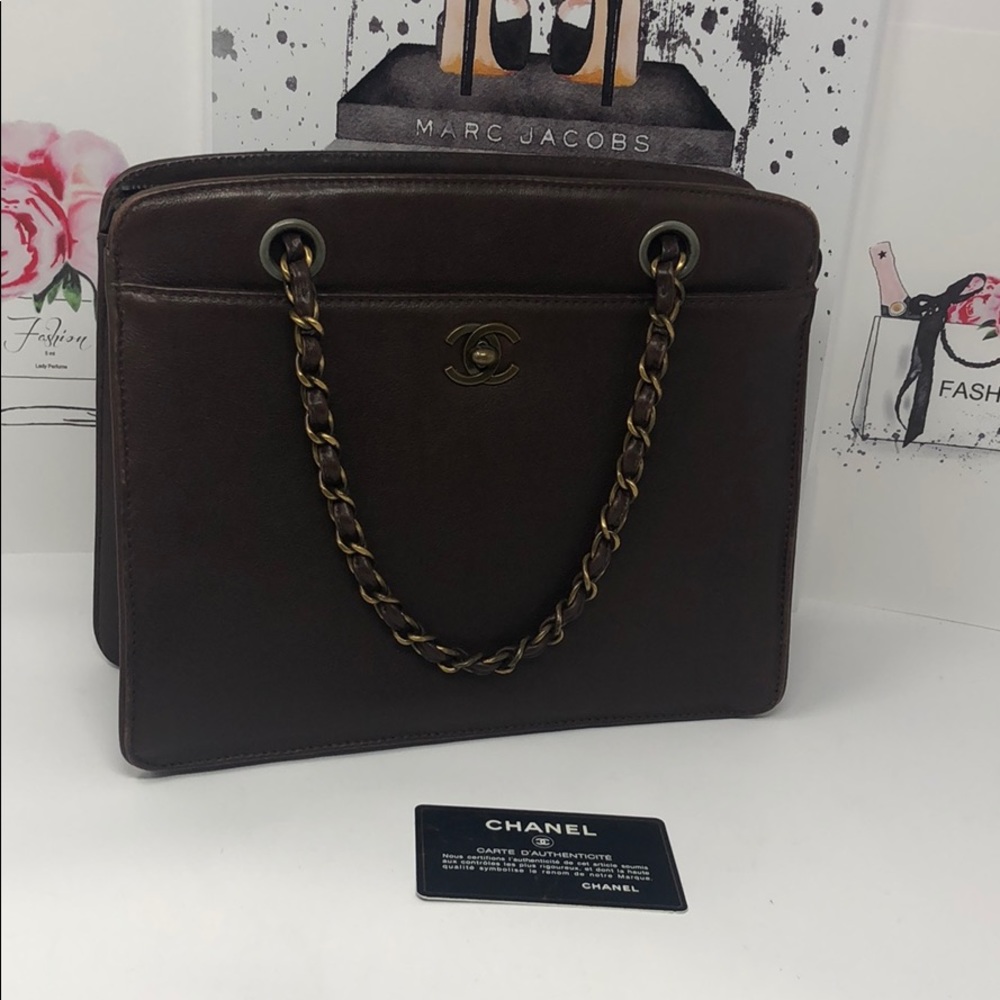 Chanel tote bag